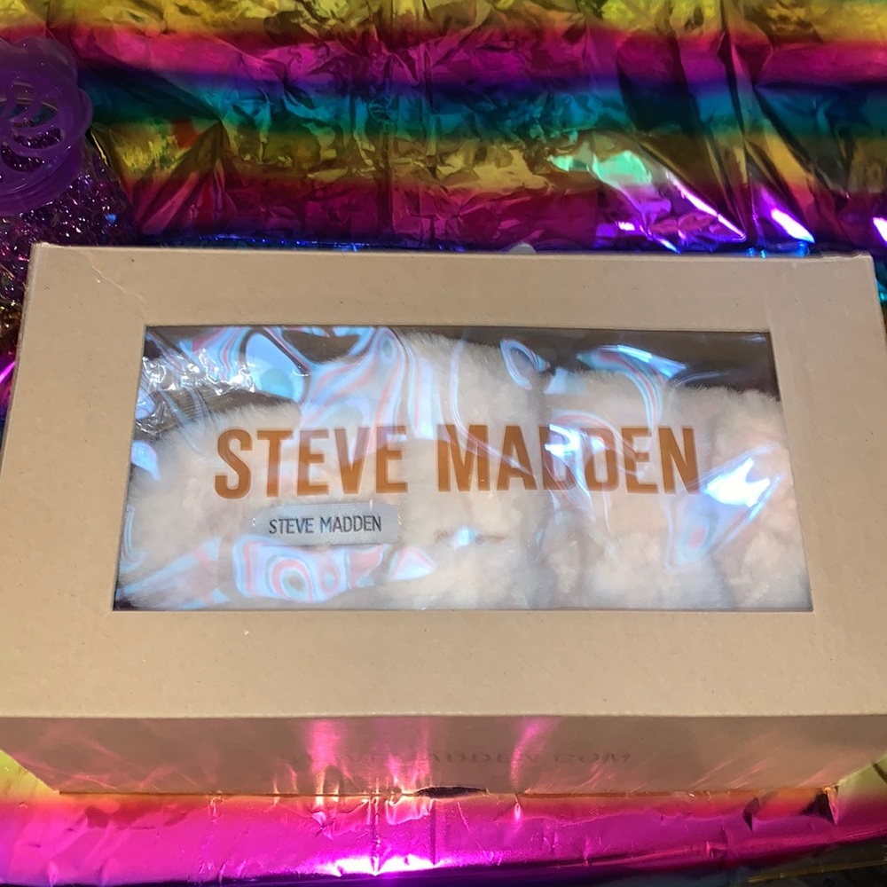 Brand New Steve Madden Sandles
